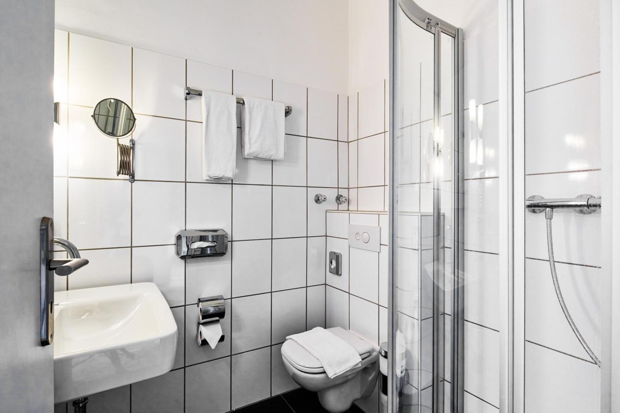 Hotel Gersfelder Hof Экстерьер фото